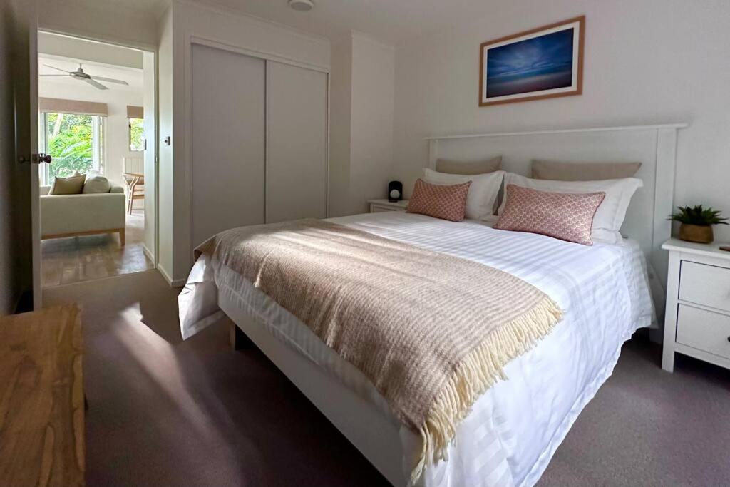 Sunrise Beach Holiday Apartment ภายนอก รูปภาพ